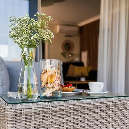 Odnowa Z Bezpośrednim Widokiem Na Morze W Gardenia - Apartament